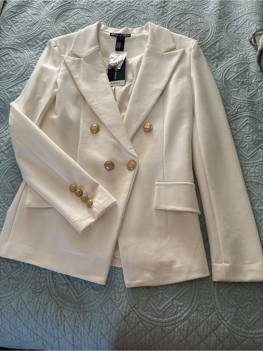 Attitude unknown Cream Double-Breasted Blazer with Gold Buttons